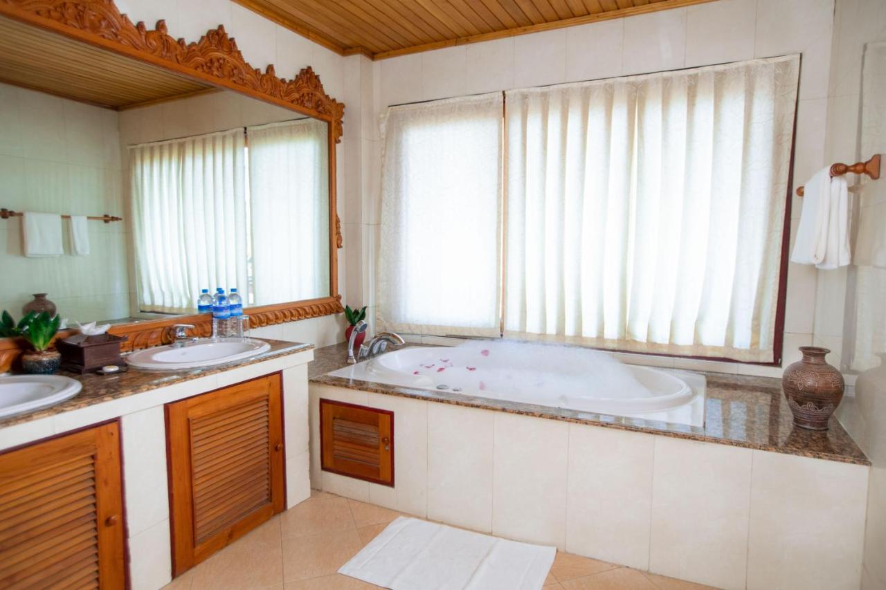 Kma Kaytumadi Hotel Taungoo Ngoại thất bức ảnh