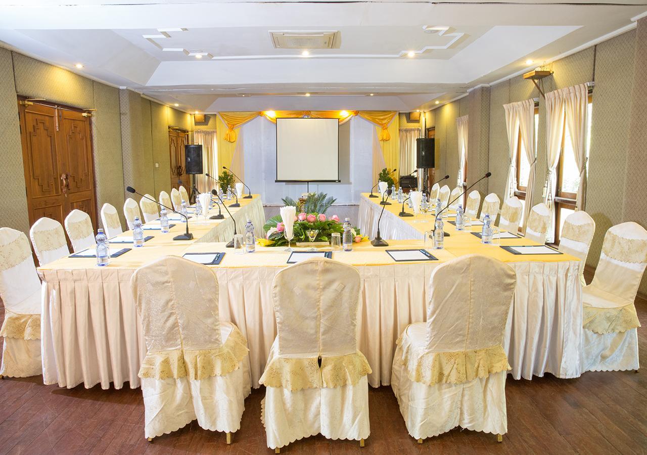 Kma Kaytumadi Hotel Taungoo Ngoại thất bức ảnh
