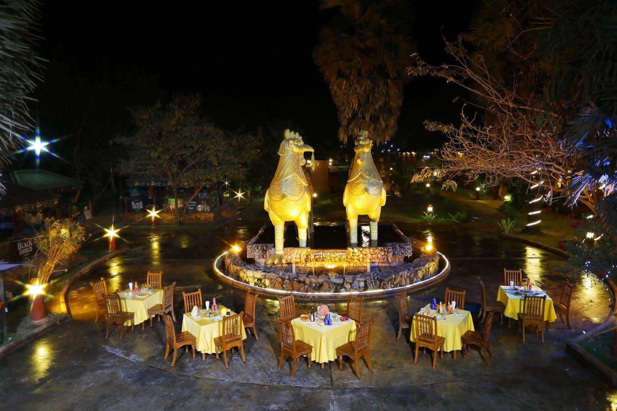 Kma Kaytumadi Hotel Taungoo Ngoại thất bức ảnh
