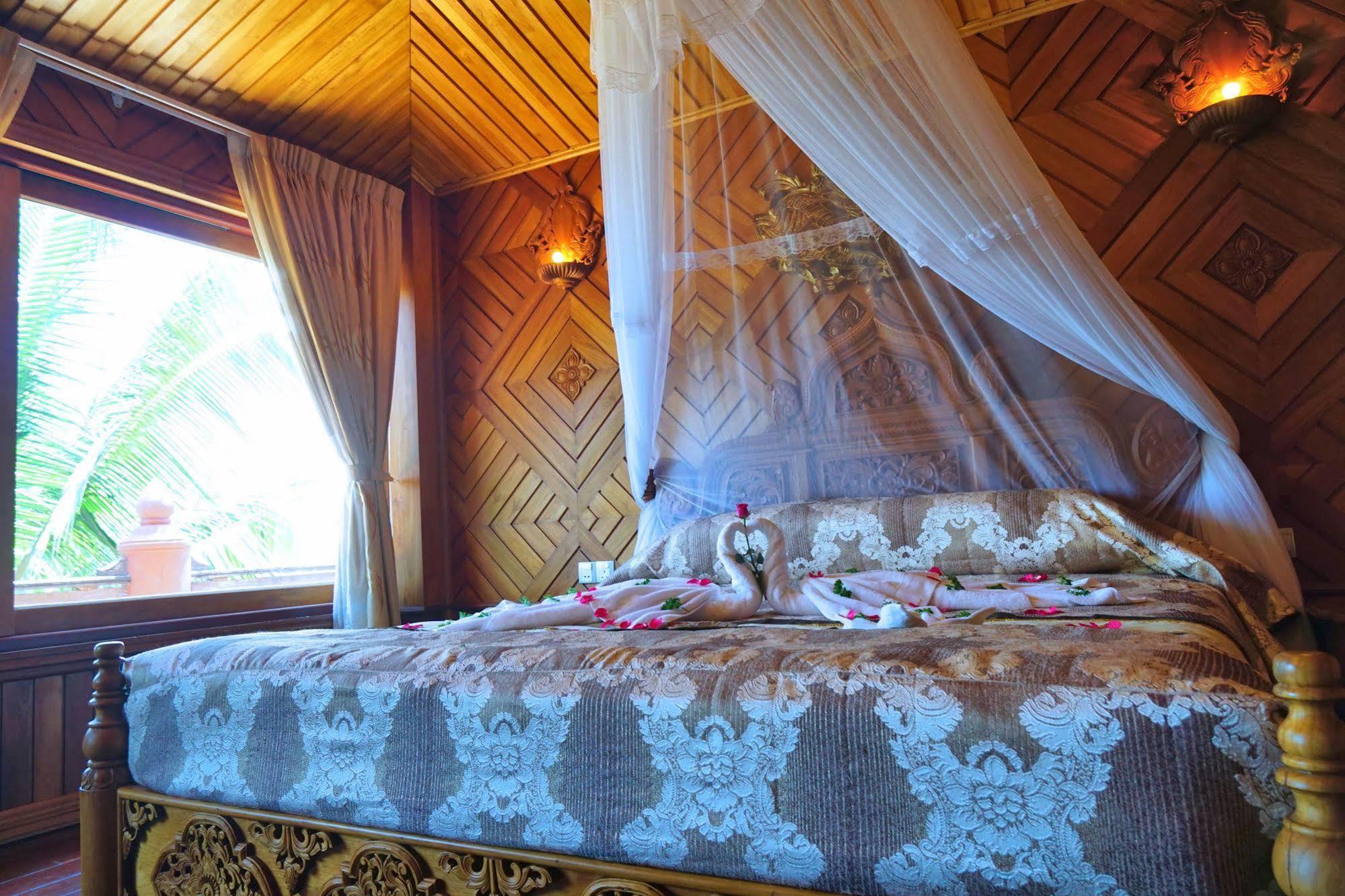 Kma Kaytumadi Hotel Taungoo Ngoại thất bức ảnh